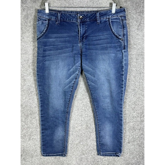 Seven7 Skinny Easy Fit Jeans Womens Size 12 Stretch Distressed Blue Denim - Picture 1 of 16